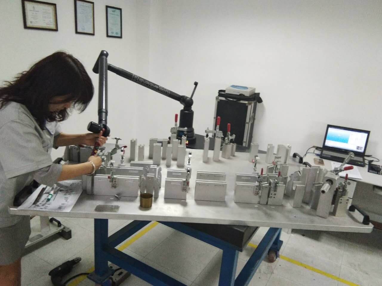 ���R��܇�z��